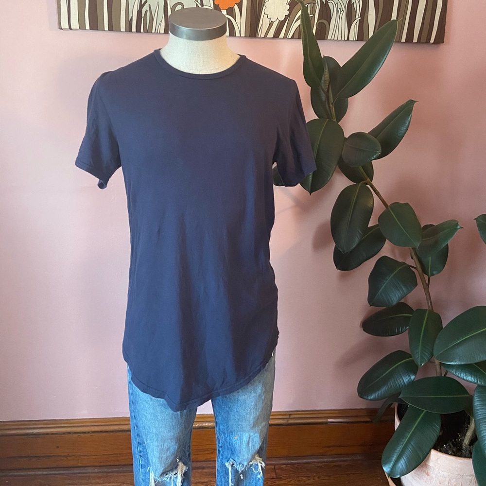 Pacsun Basic Scallop T-shirt